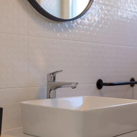 Luxury Karla 4*