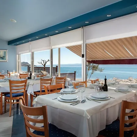 Luxury Karla 4* Ποντστράνα