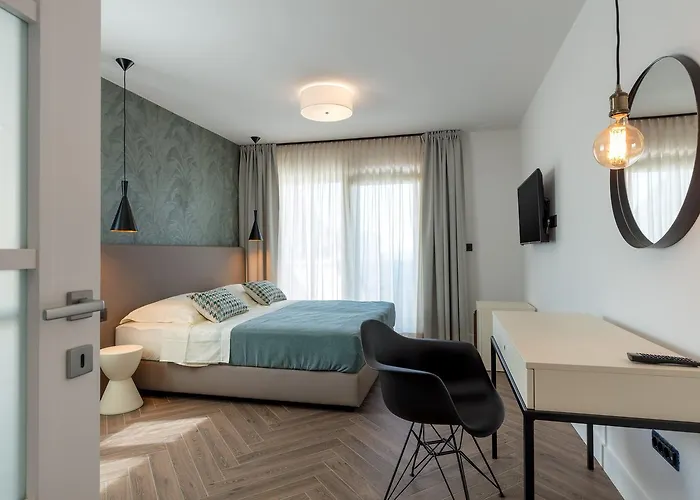 Luxury Karla 4* Podstrana